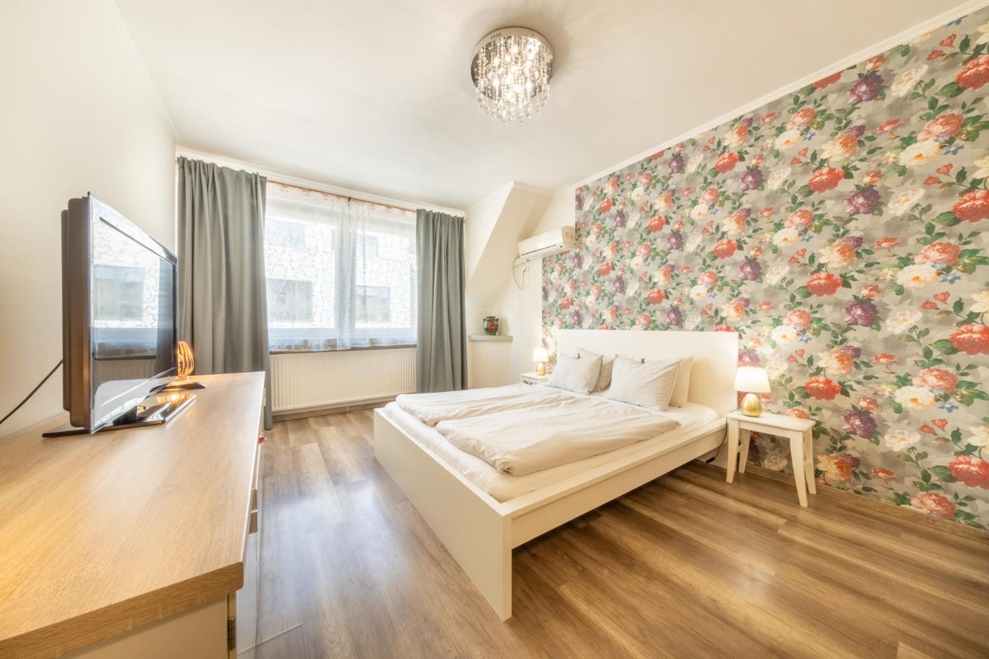 Valentina Apartment In Citycenter Budapeste Exterior foto